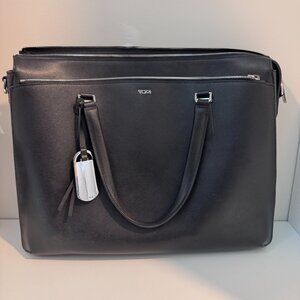 NWOT Tumi leather briefcase/laptop bag with shoulder strap